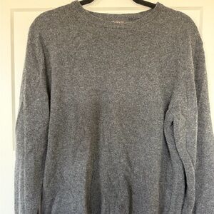 Quince Cashmere Crewneck Sweater